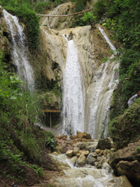 Air terjun kembang soka